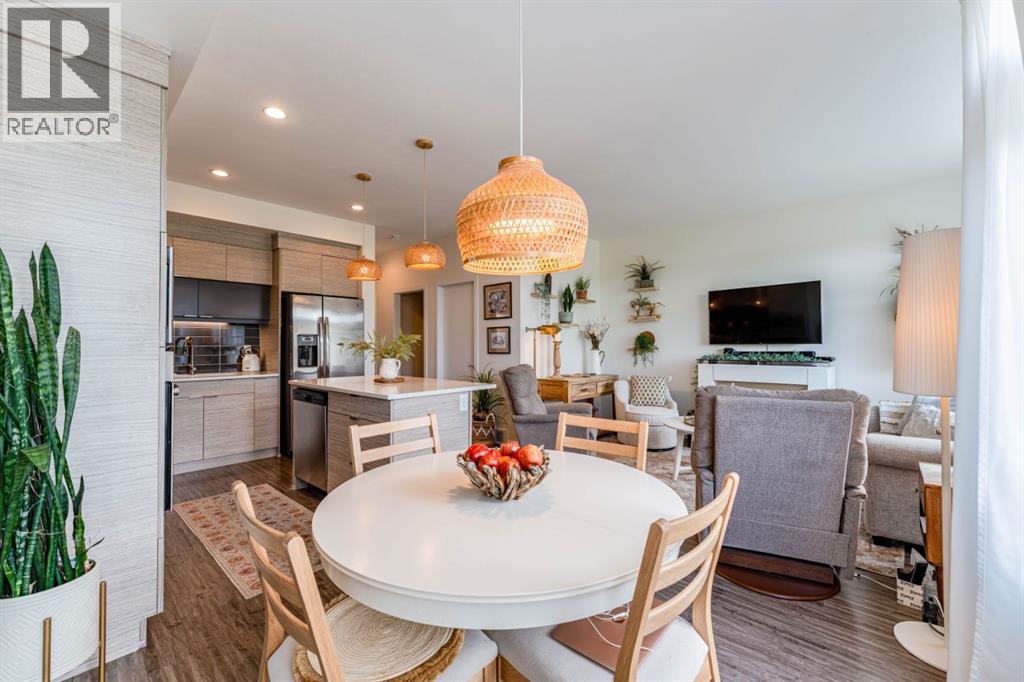 #5 490 Highlands Boulevard W - 10