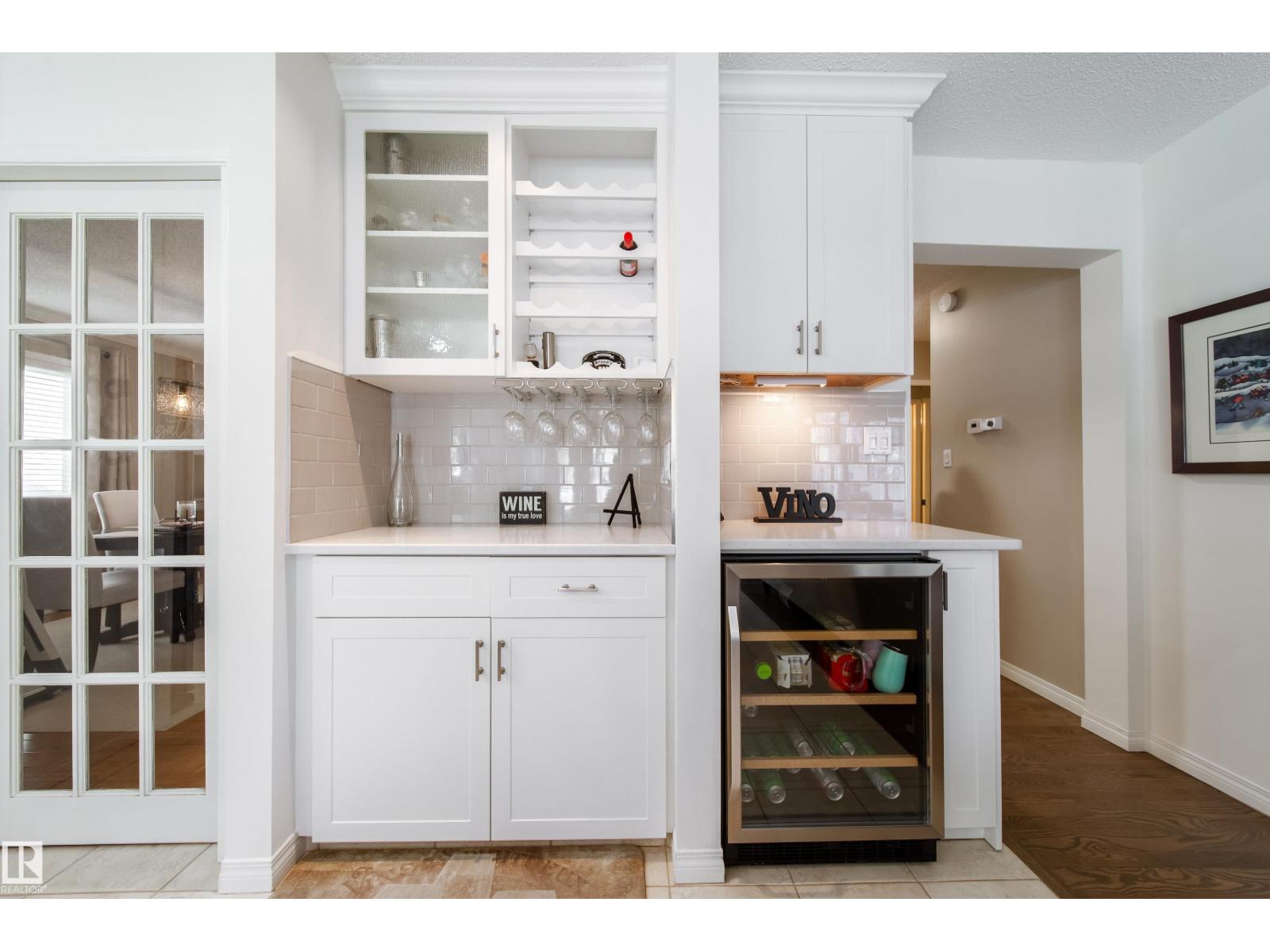 716 Hendra CR NW NW - 16
