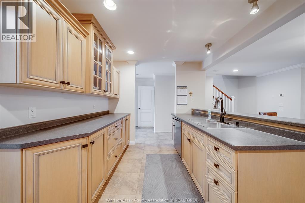 205 WHISPER CREEK CIRCLE - 12