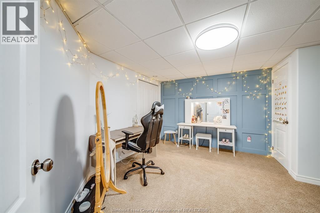 205 WHISPER CREEK CIRCLE - 34