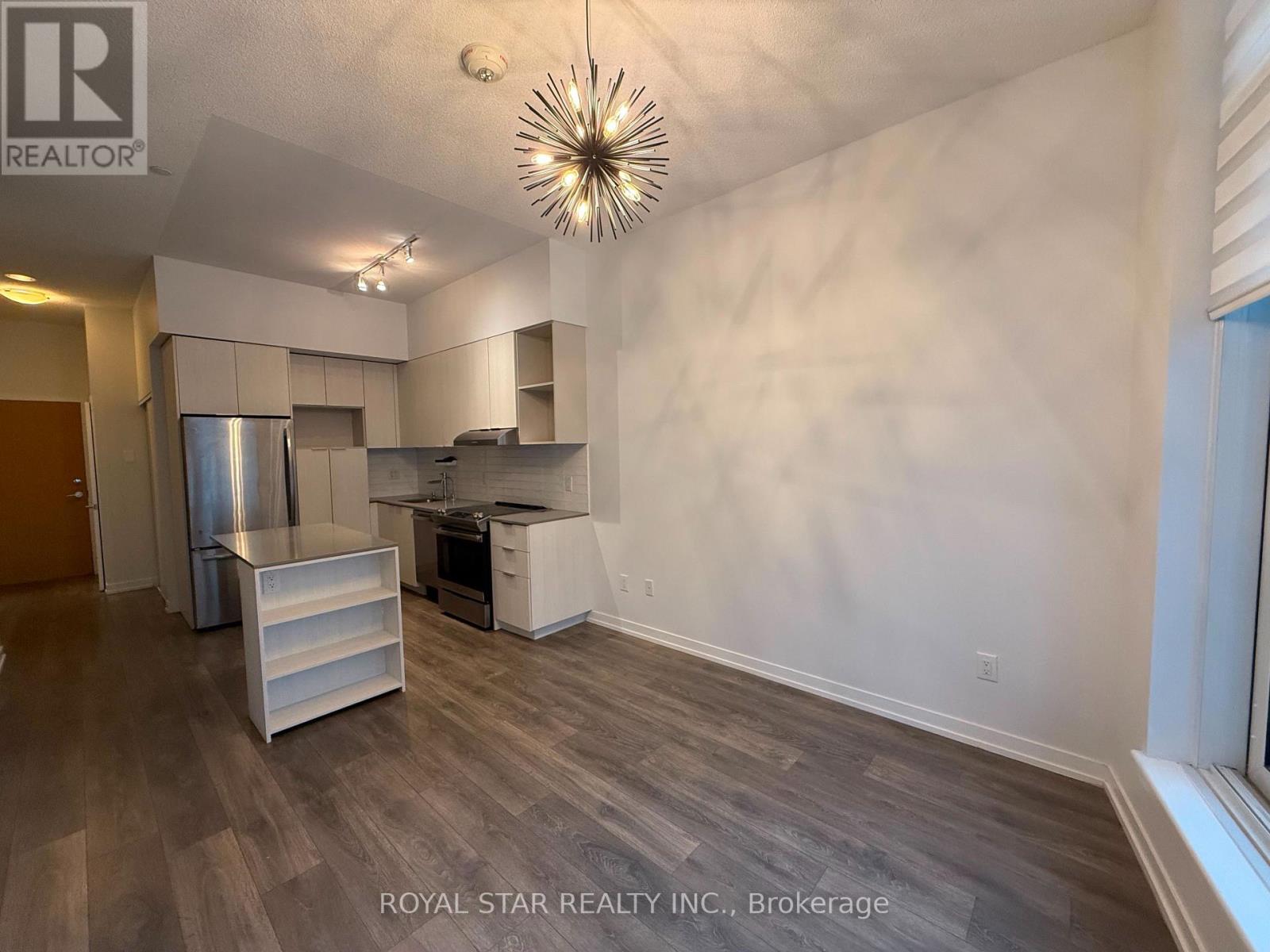 #323 2520 EGLINTON AVENUE W - Image 10