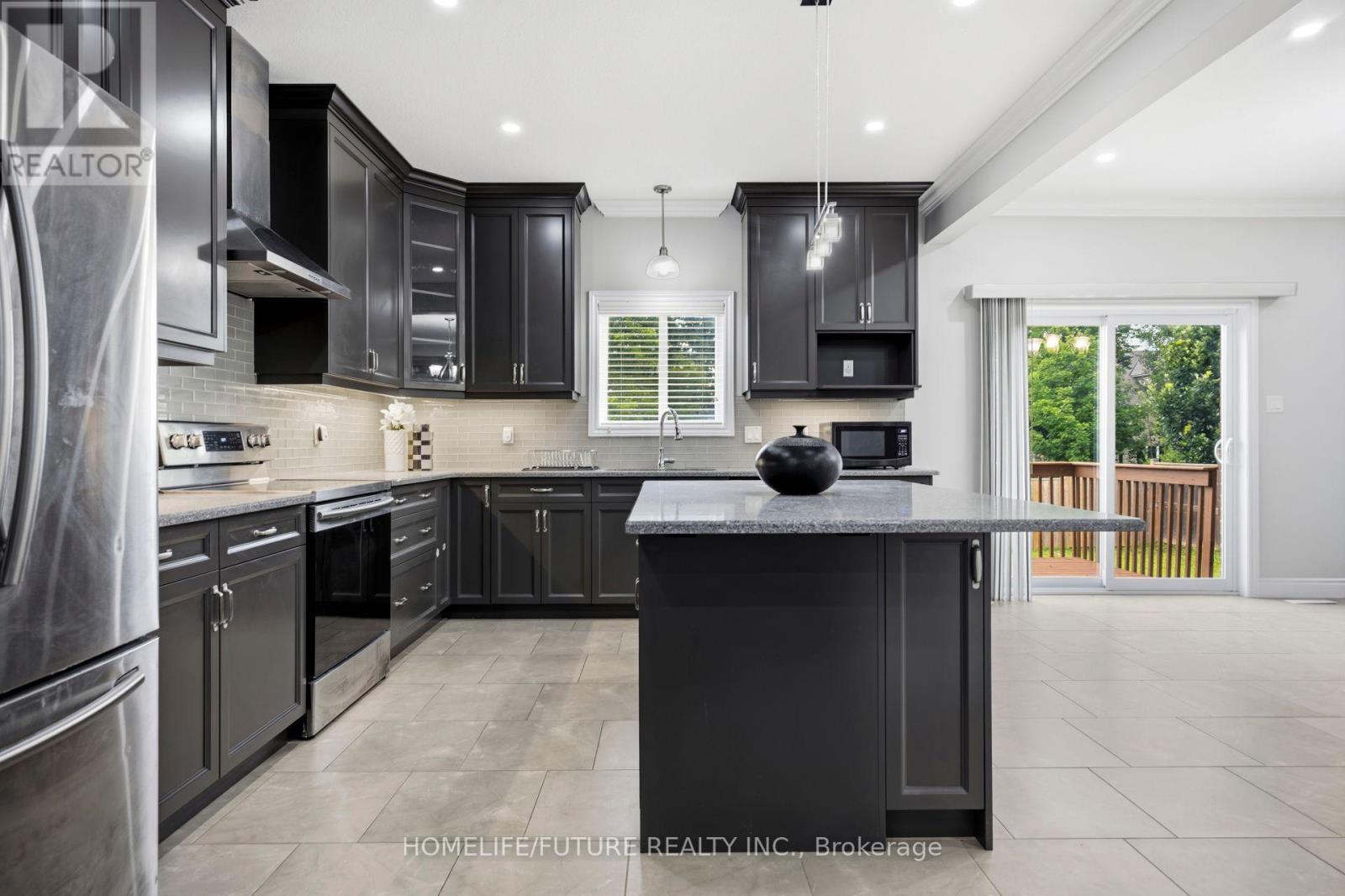 1049 MELSETTER WAY - 9