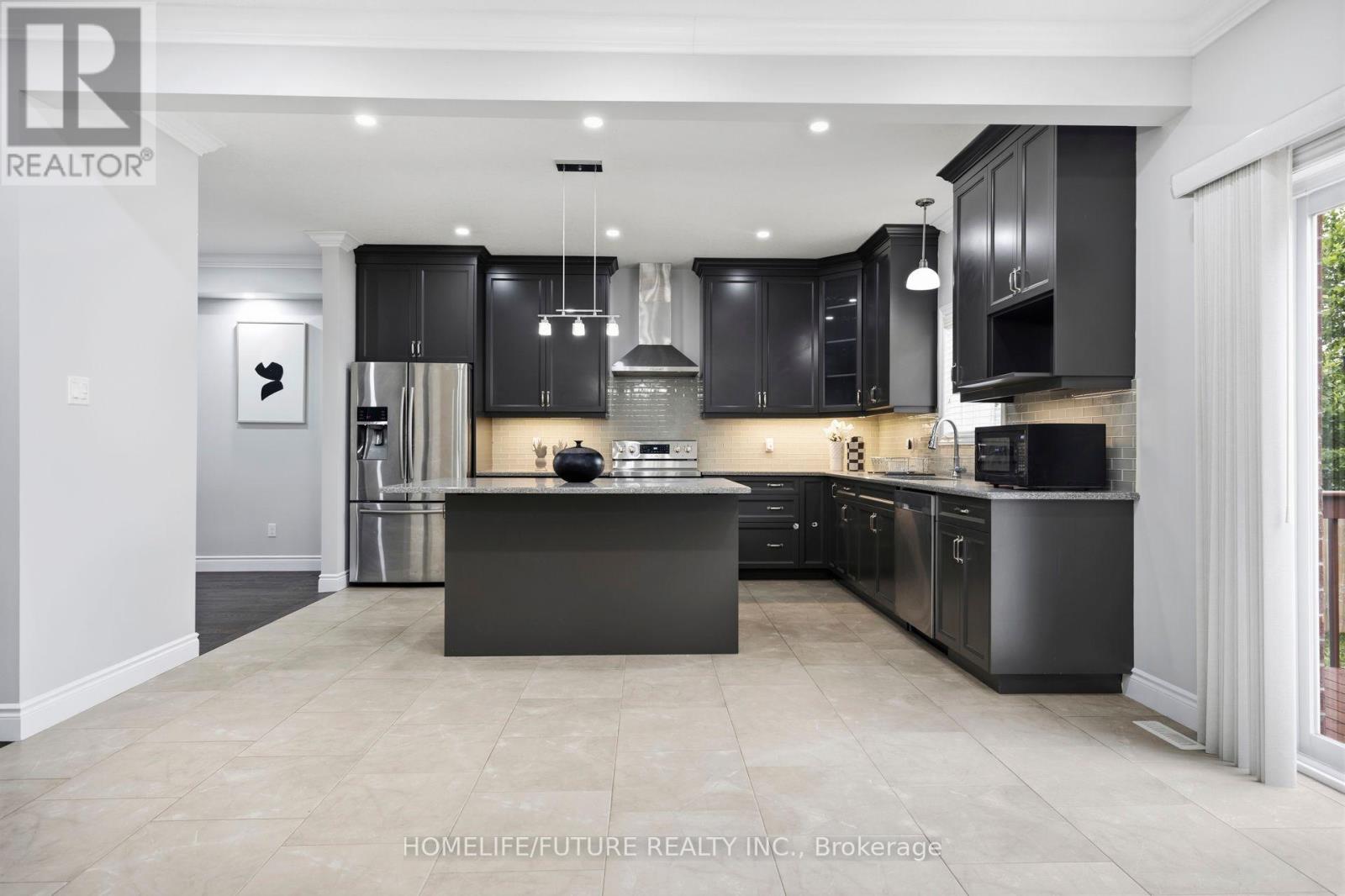 1049 MELSETTER WAY - 11