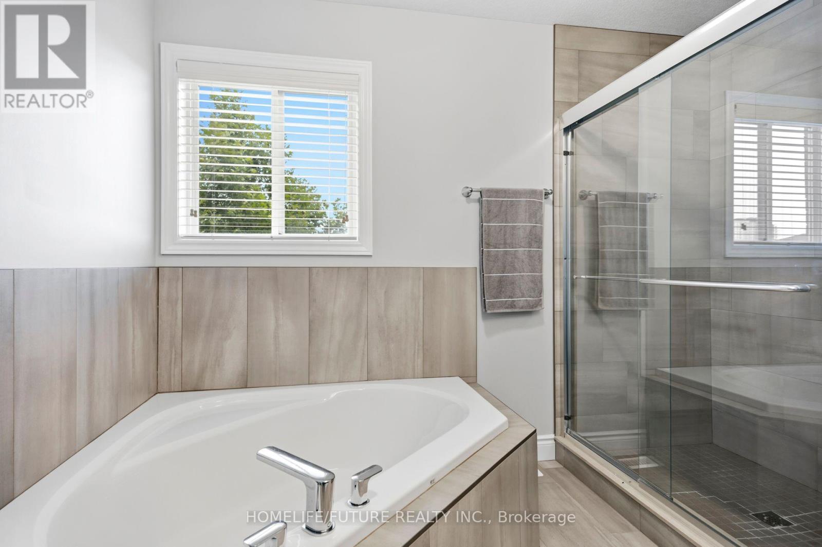1049 MELSETTER WAY - 25