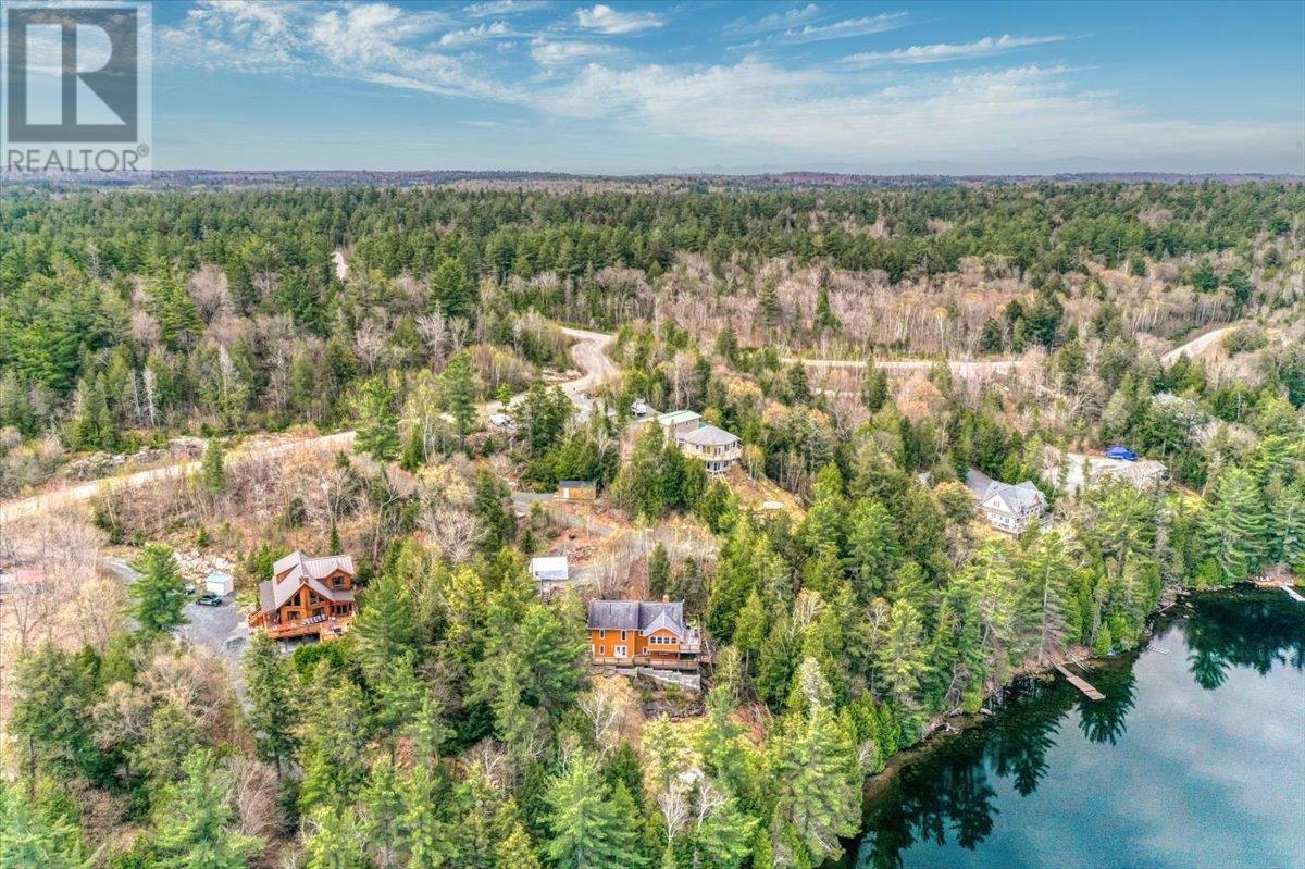 14 EVERGREEN LN - 45