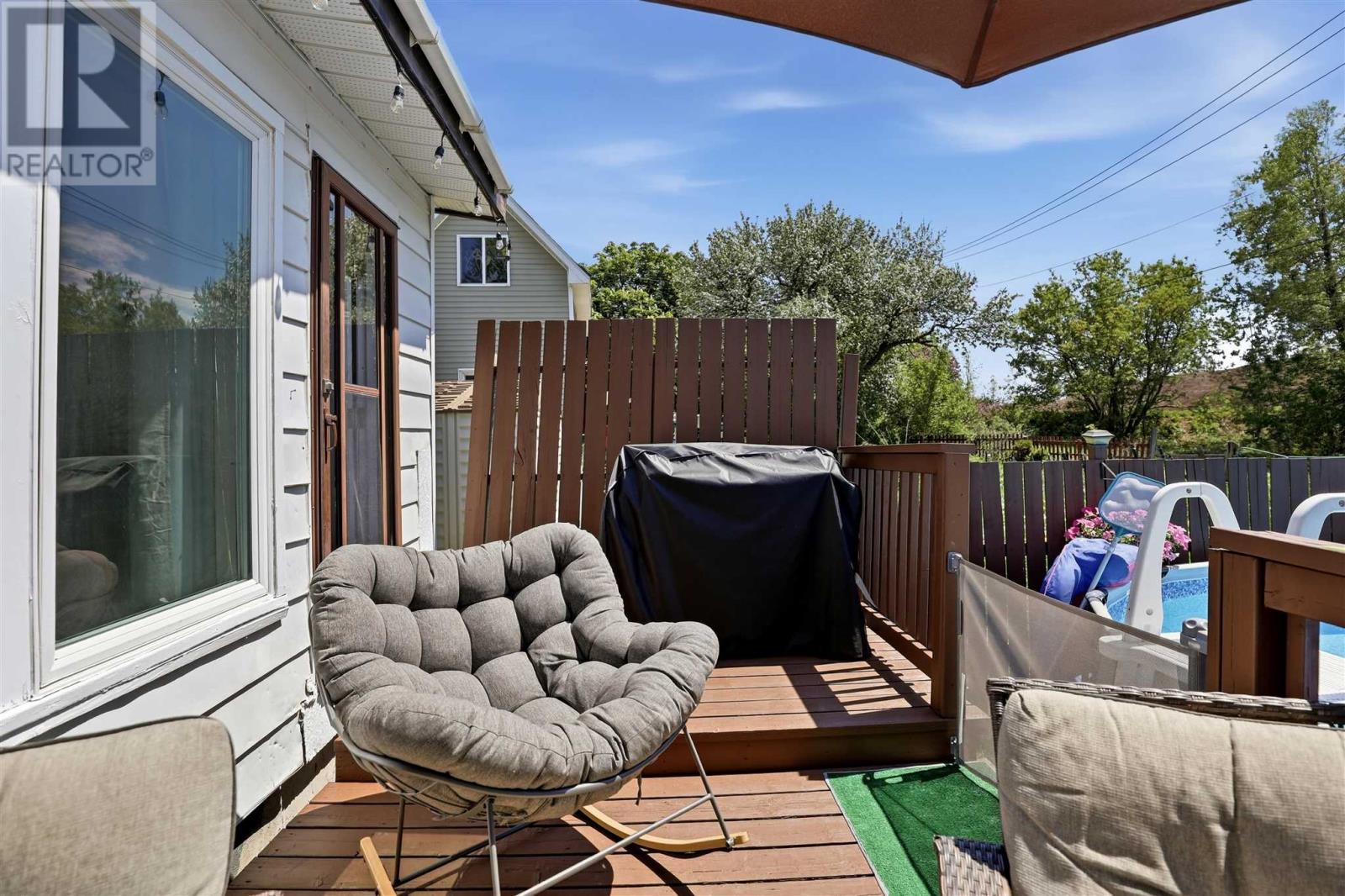 133 Grosvenor AVE - 27