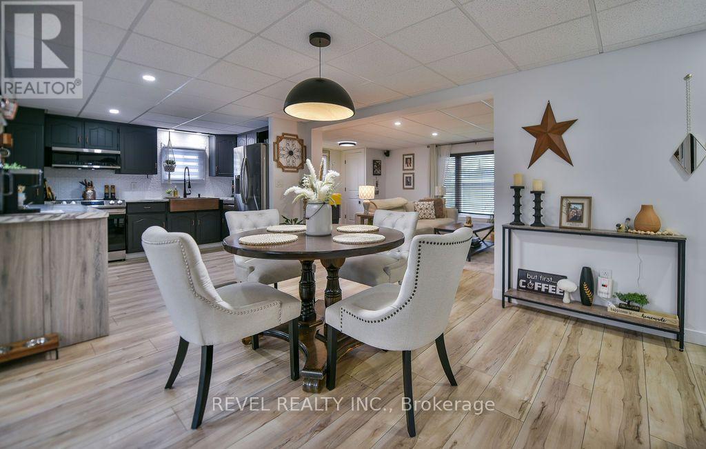 44 HOMESTEAD DRIVE - 10