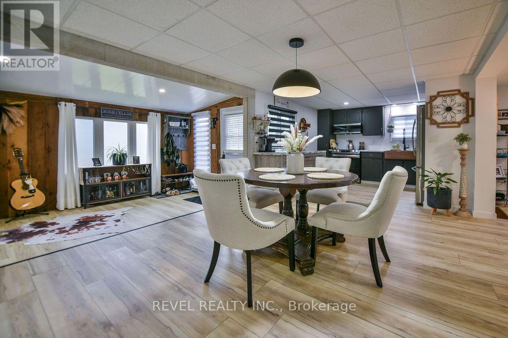 44 HOMESTEAD DRIVE - 11
