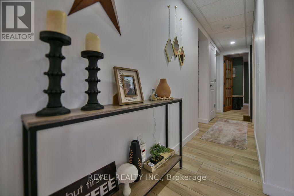 44 HOMESTEAD DRIVE - 16