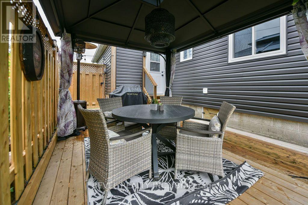44 HOMESTEAD DRIVE - 28