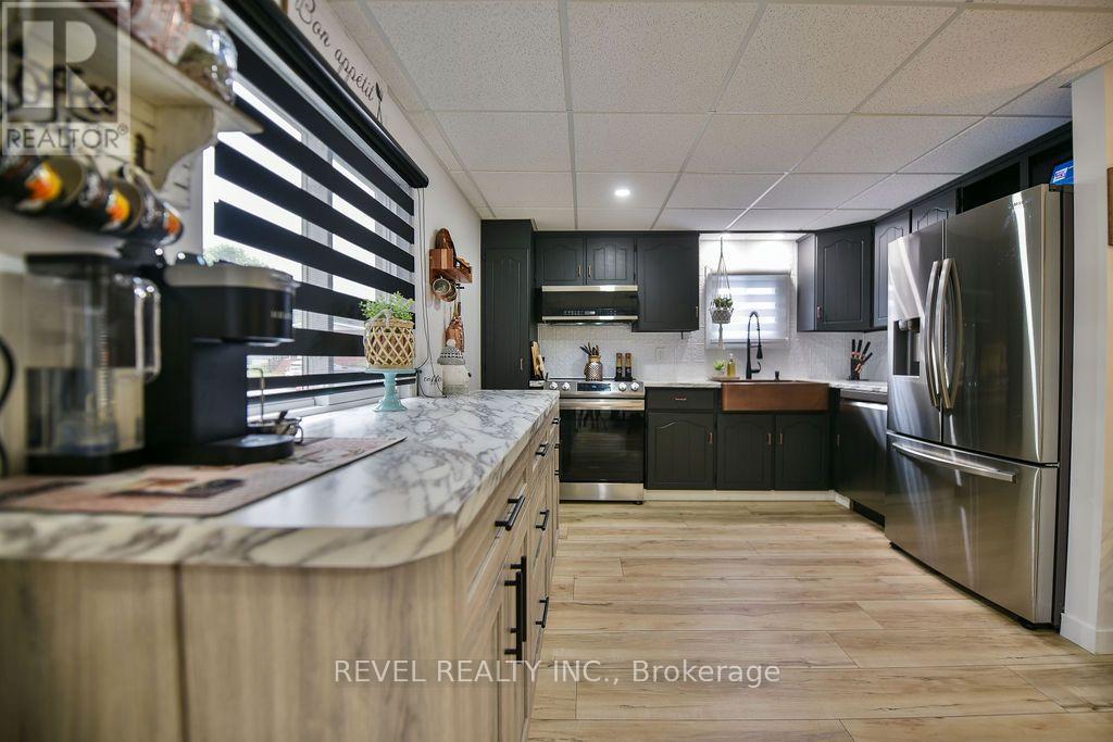 44 HOMESTEAD DRIVE - 4
