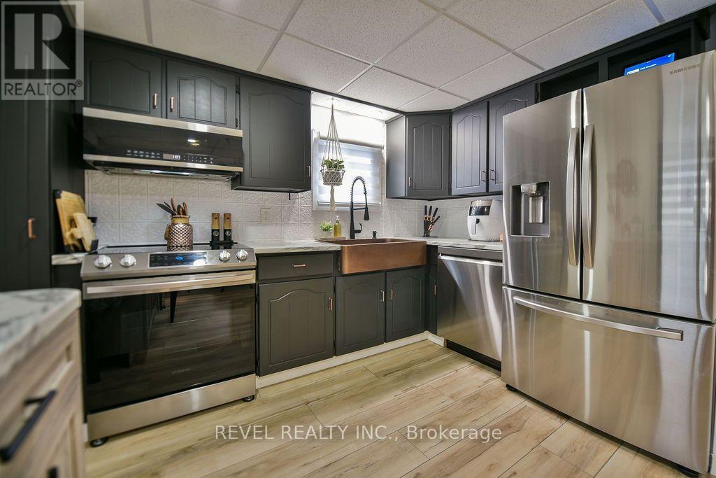 44 HOMESTEAD DRIVE - 6