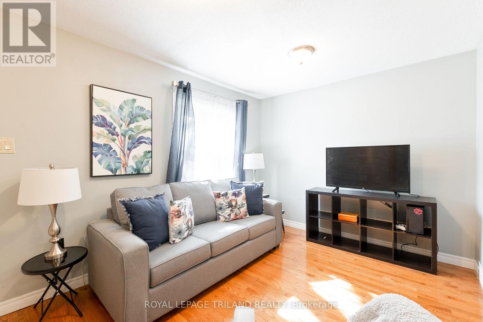 #149 1247 HURON STREET - Image 4
