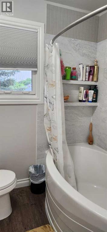 526 33 Street S - 31