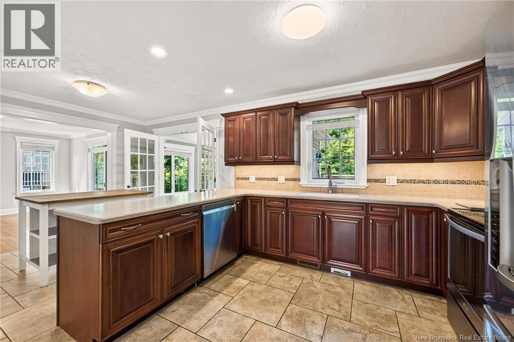 7 Highgate Court - 13