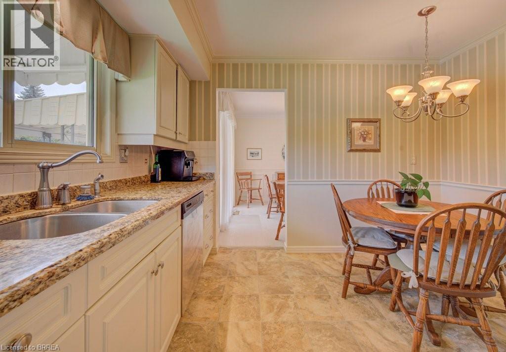 11 PIPPIN Drive - 20
