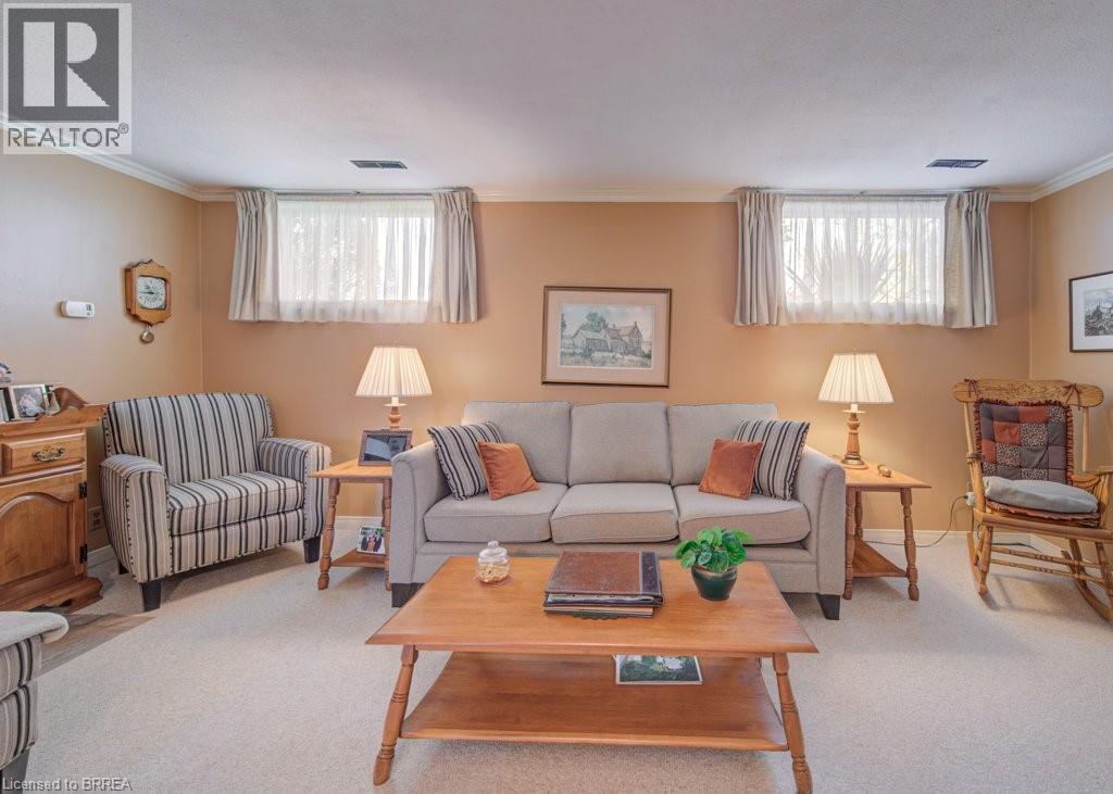 11 PIPPIN Drive - 29