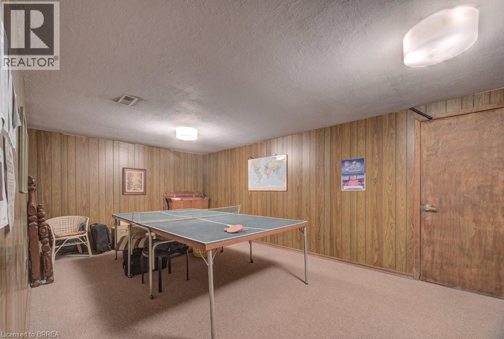 11 PIPPIN Drive - 40