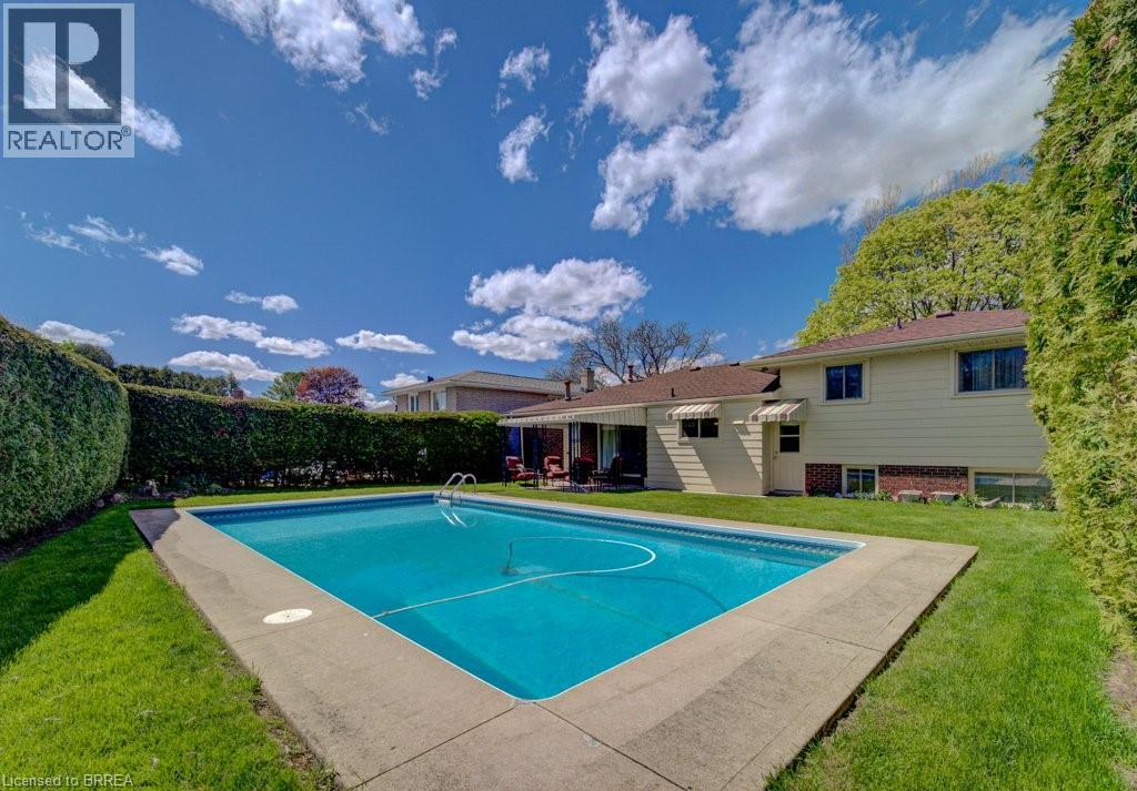 11 PIPPIN Drive - 47