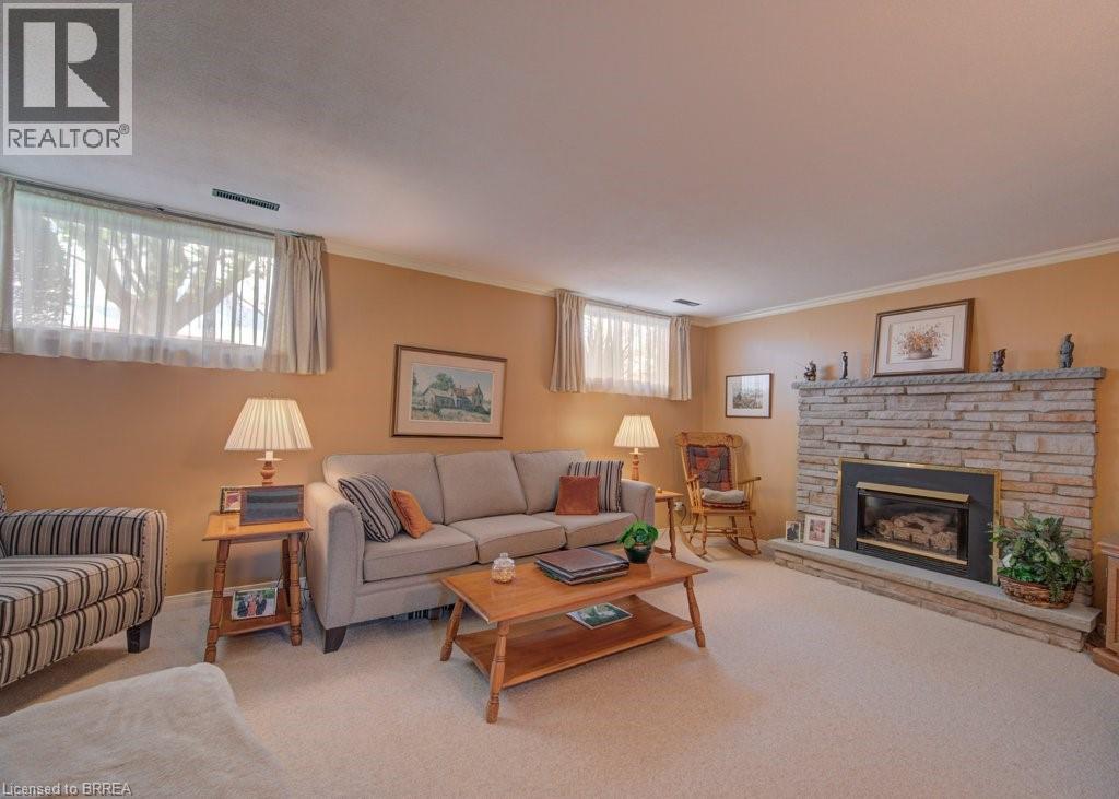 11 PIPPIN Drive - 28