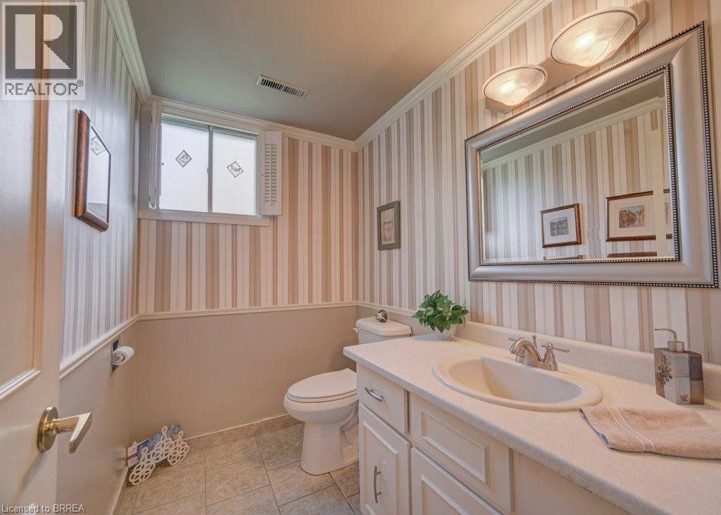11 PIPPIN Drive - 35
