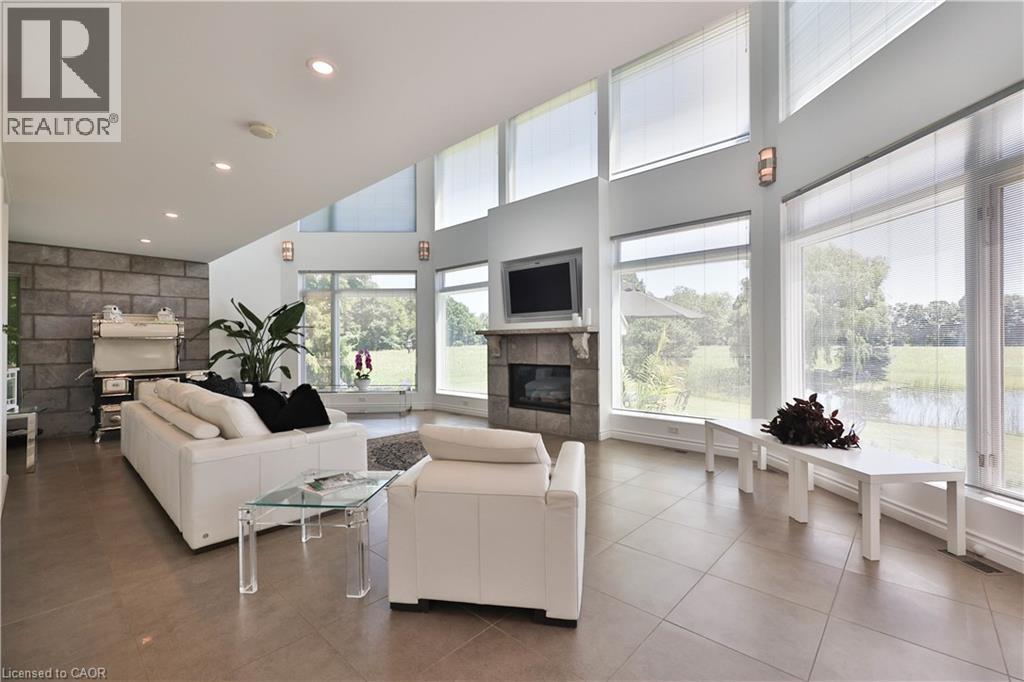 1270 1 SIDE Road - 9