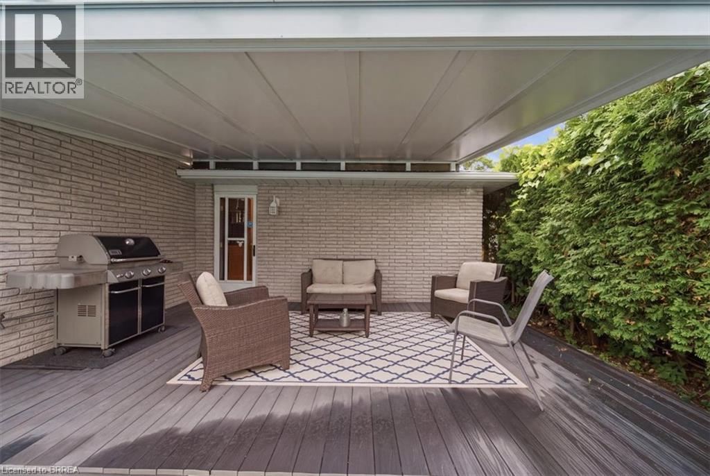 76 ENFIELD Crescent - 30