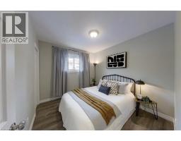 212 Doon Road, Kitchener, ON N2G3E2 Photo 22