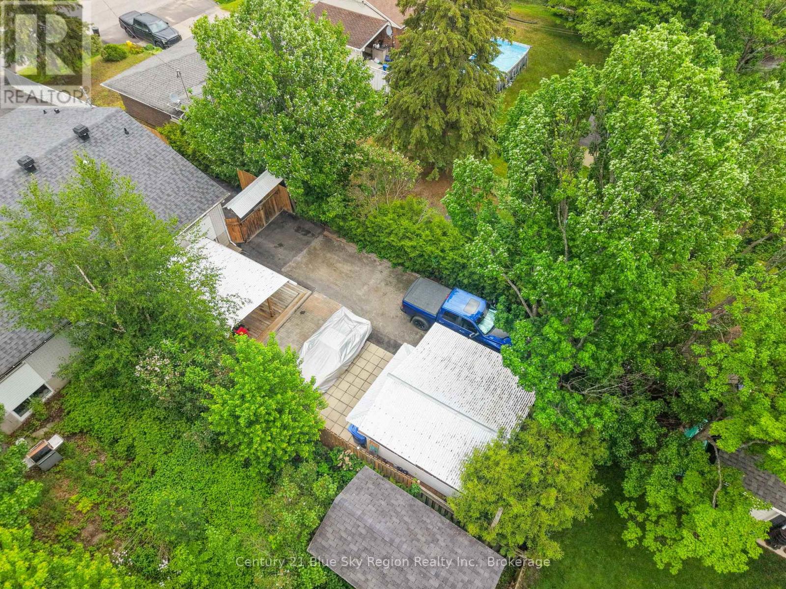 245 MICHENER DRIVE - 10