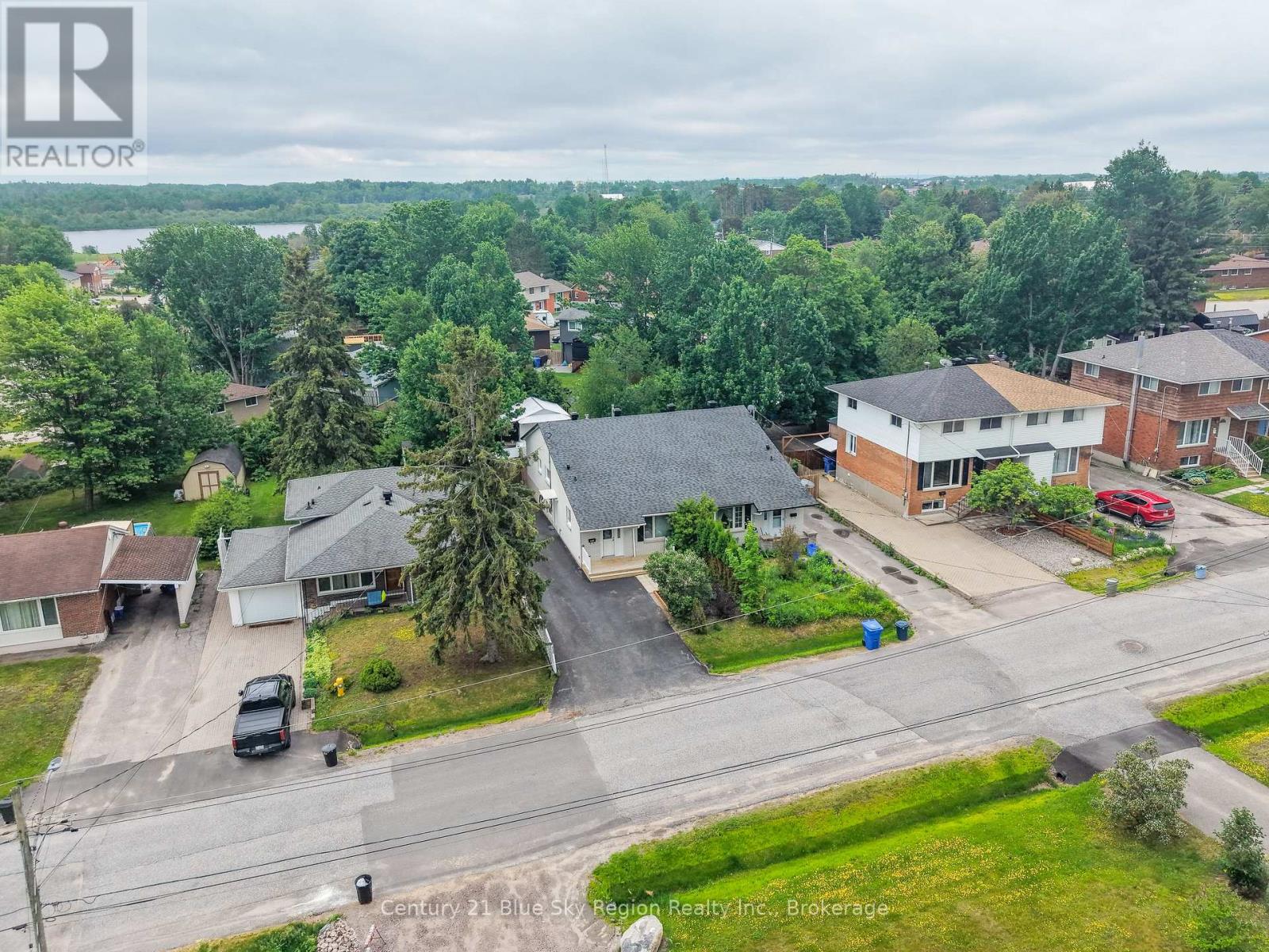 245 MICHENER DRIVE - 11