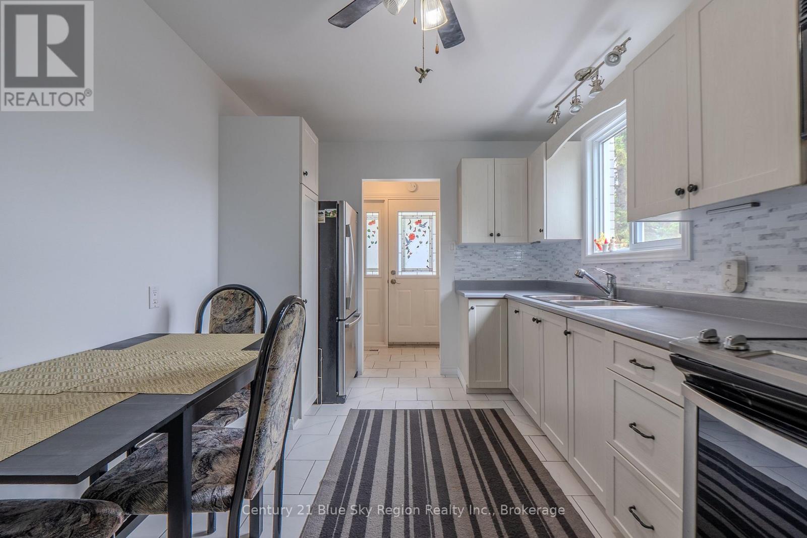 245 MICHENER DRIVE - 17