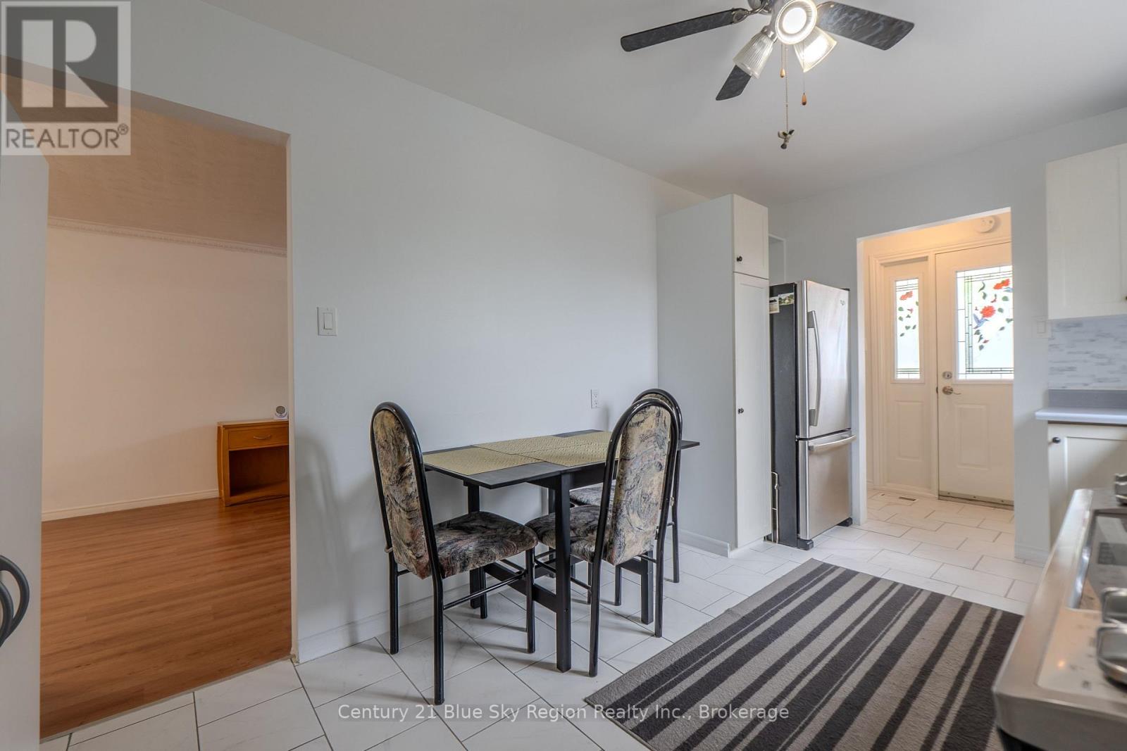 245 MICHENER DRIVE - 21