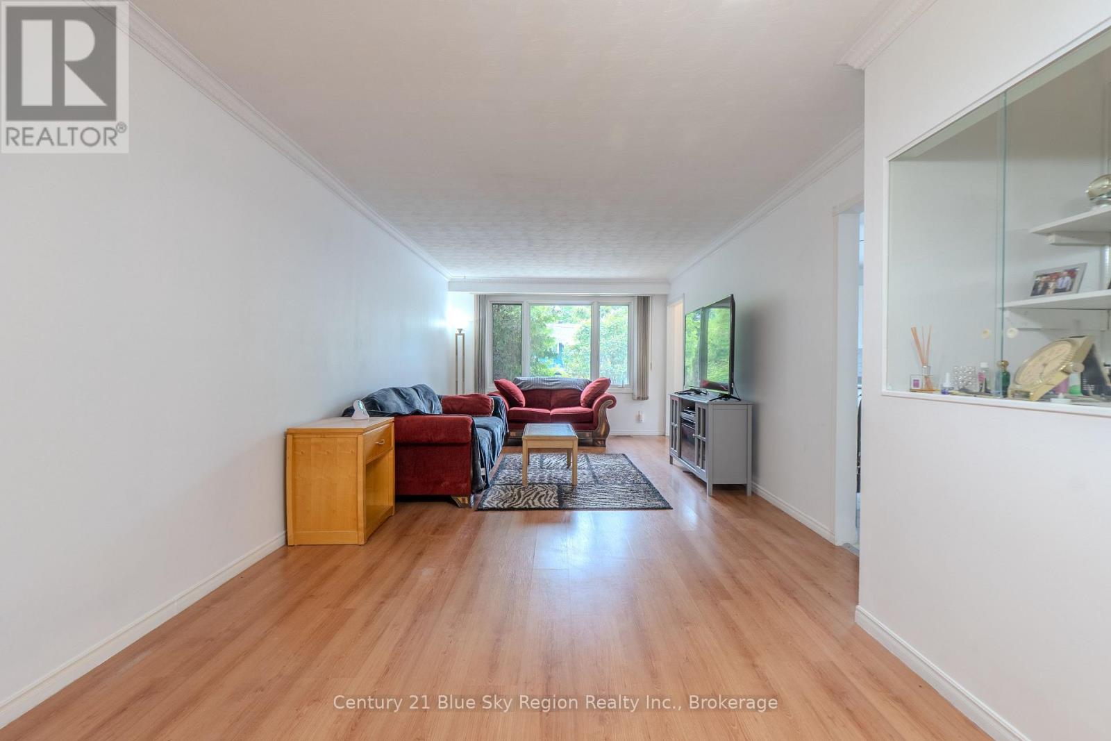 245 MICHENER DRIVE - 26