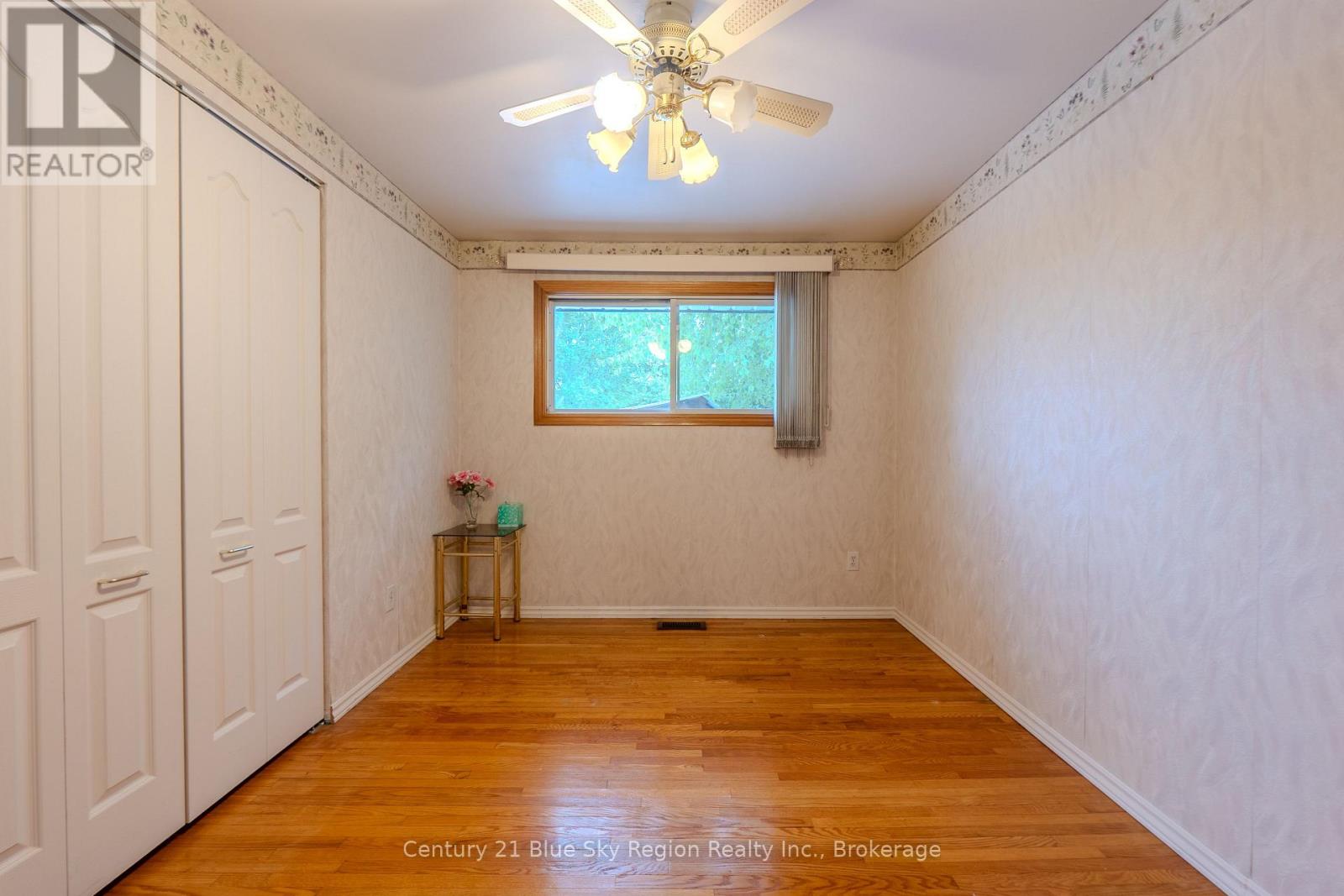245 MICHENER DRIVE - 31