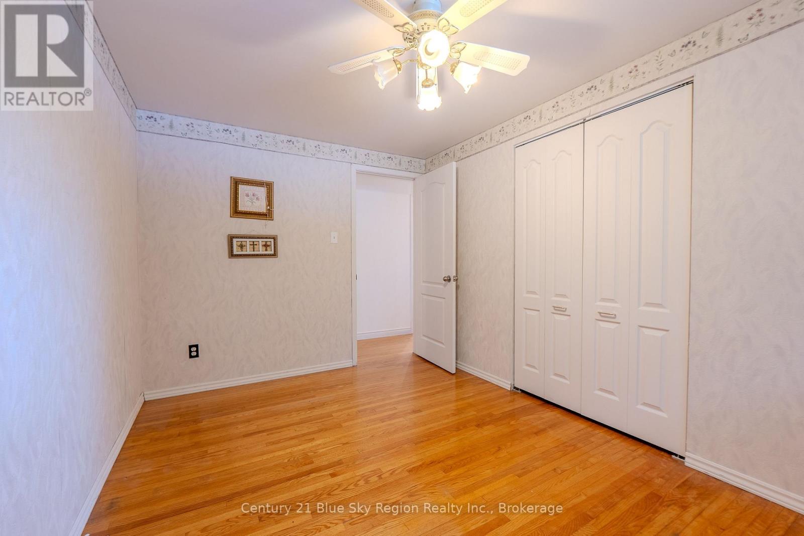 245 MICHENER DRIVE - 32
