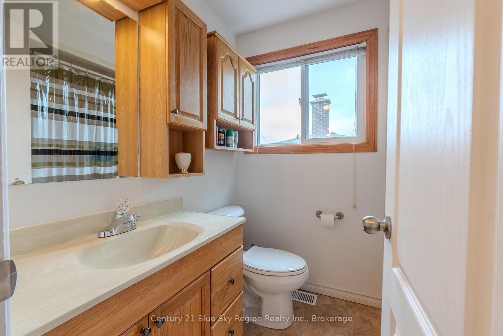 245 MICHENER DRIVE - 37