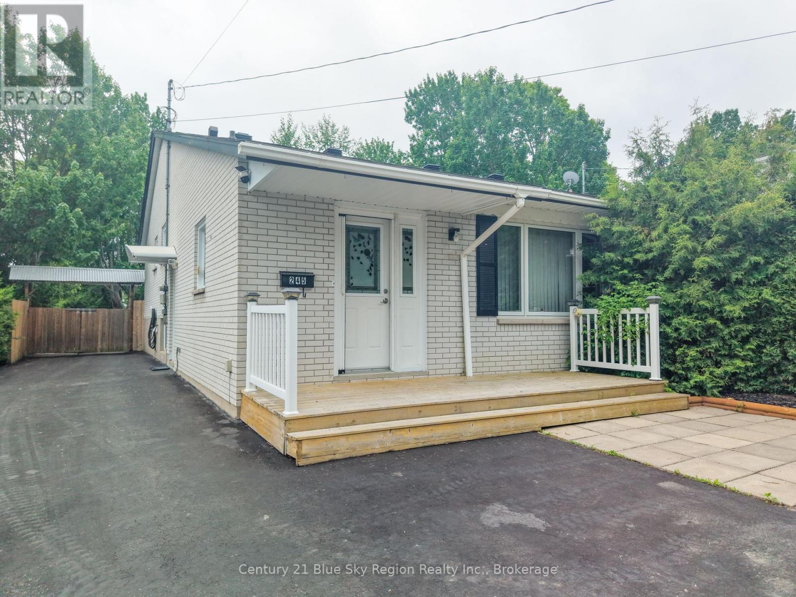 245 MICHENER DRIVE - 4