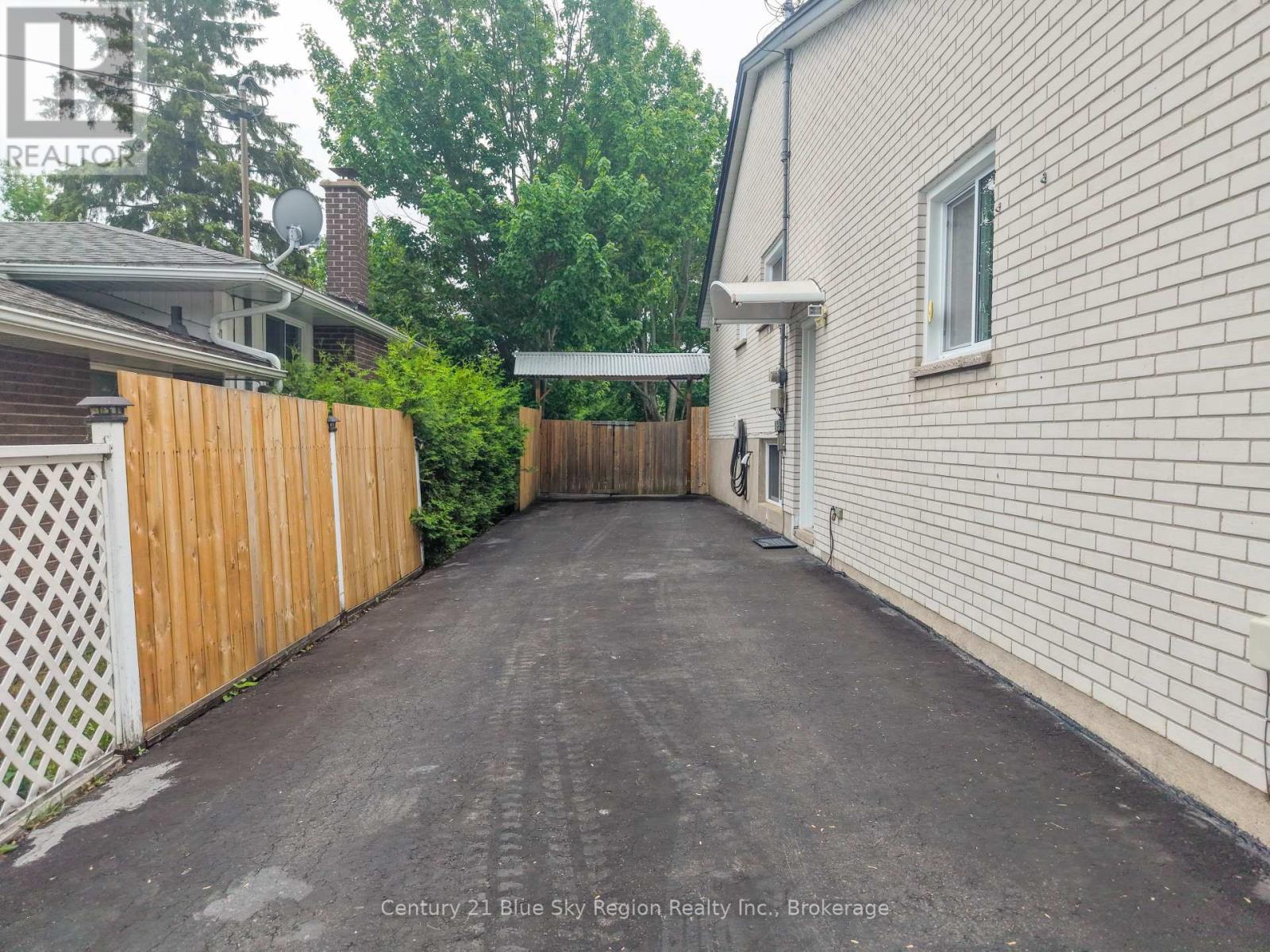 245 MICHENER DRIVE - 5