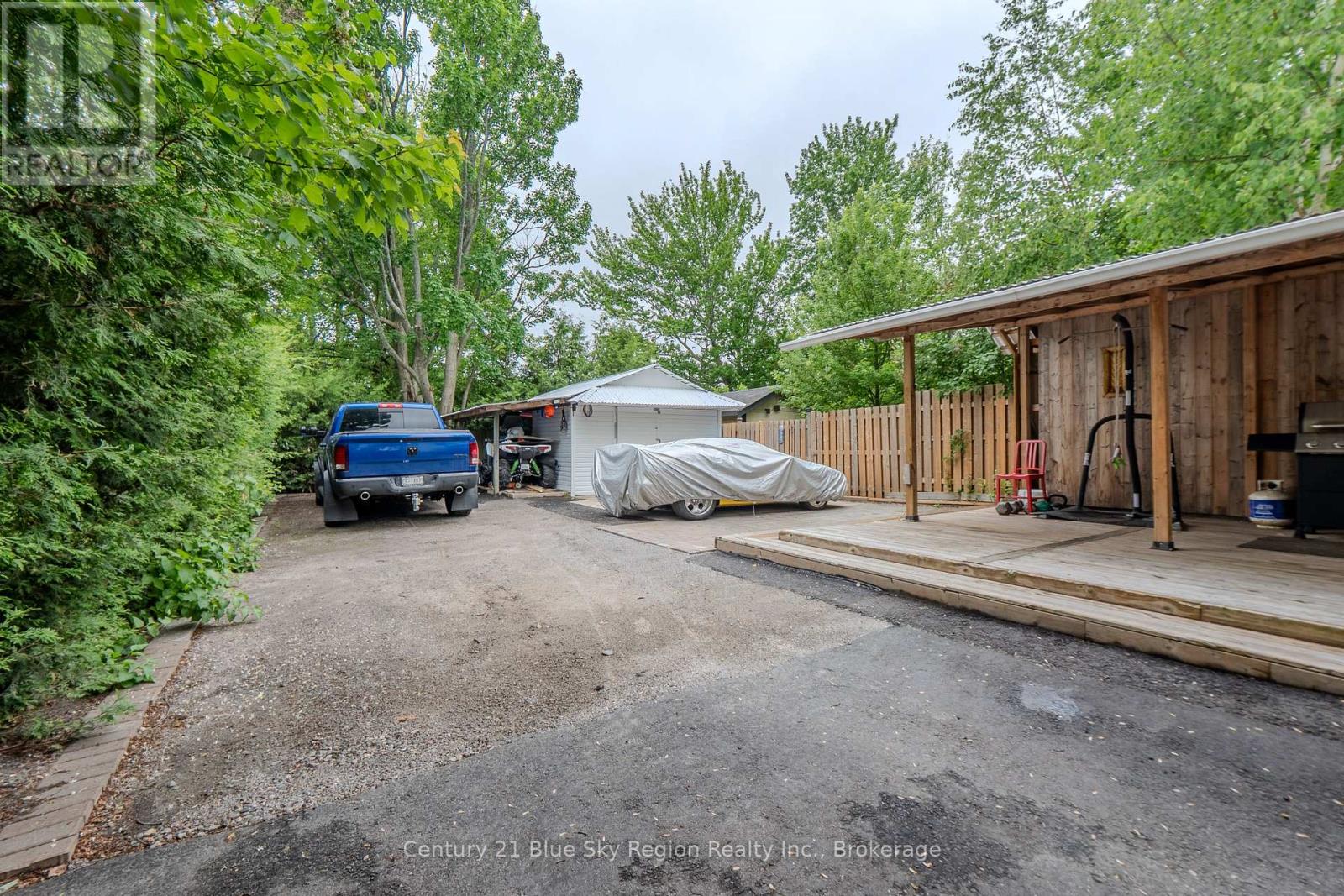 245 MICHENER DRIVE - 6