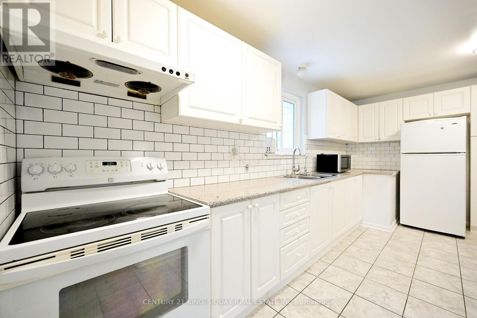 2 ROBINSON STREET - 14