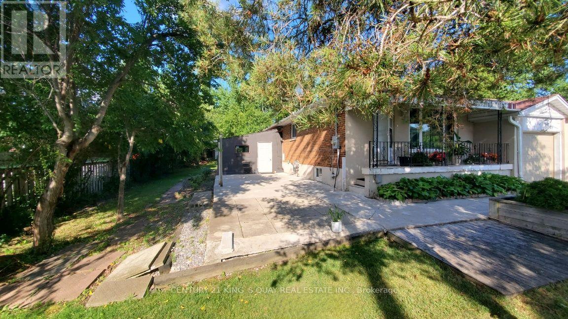 2 ROBINSON STREET - 7