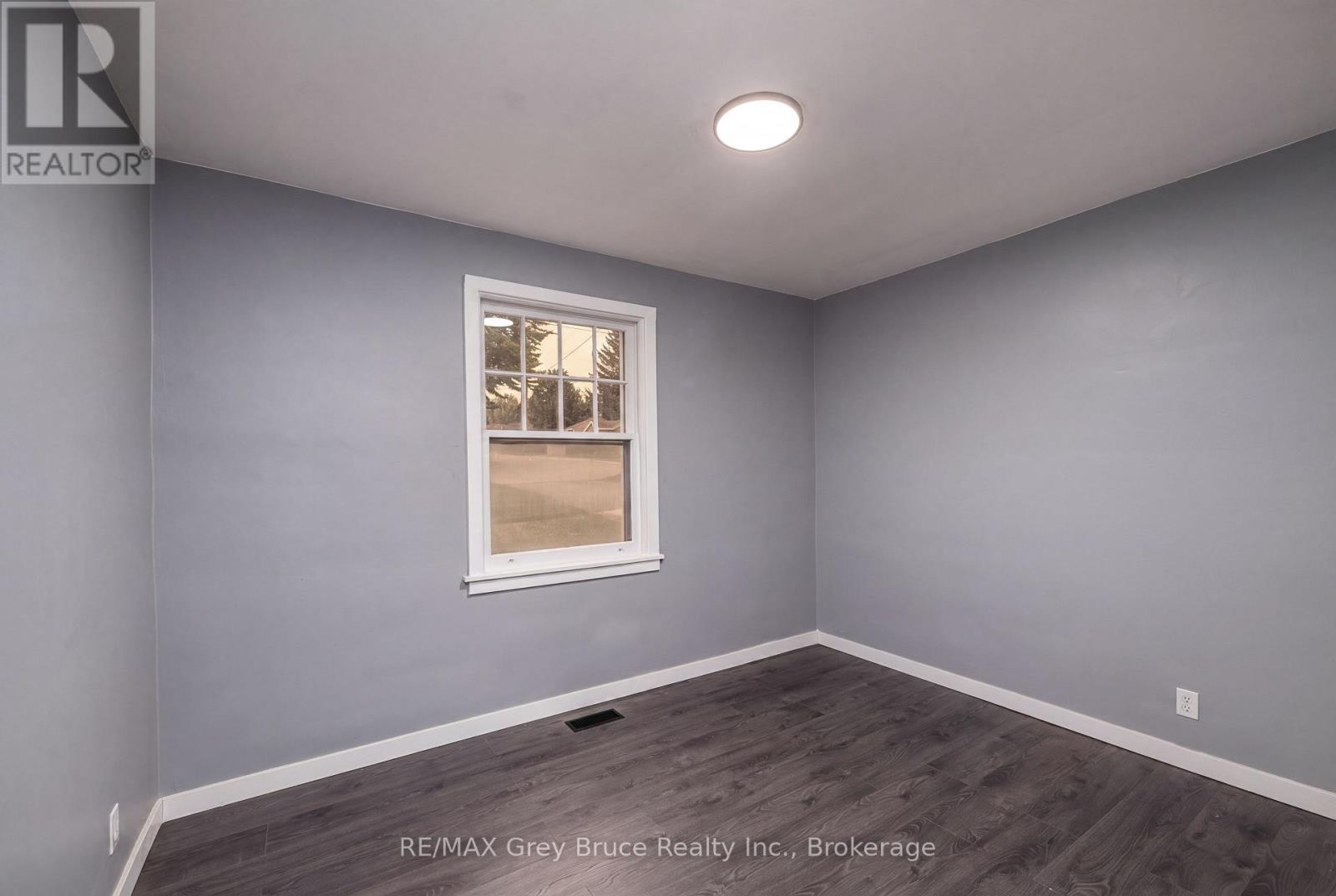 701 5TH STREET E - 15