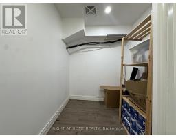 Bsmt - 1639 Eglinton Avenue W, Toronto, ON M6E2H1 Photo 13