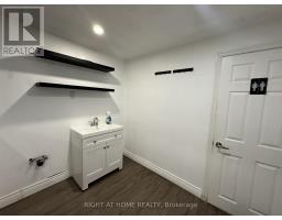 Bsmt - 1639 Eglinton Avenue W, Toronto, ON M6E2H1 Photo 9