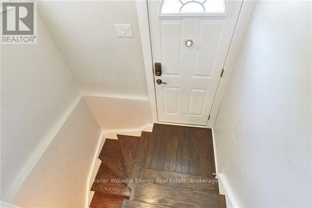 Private Entrance