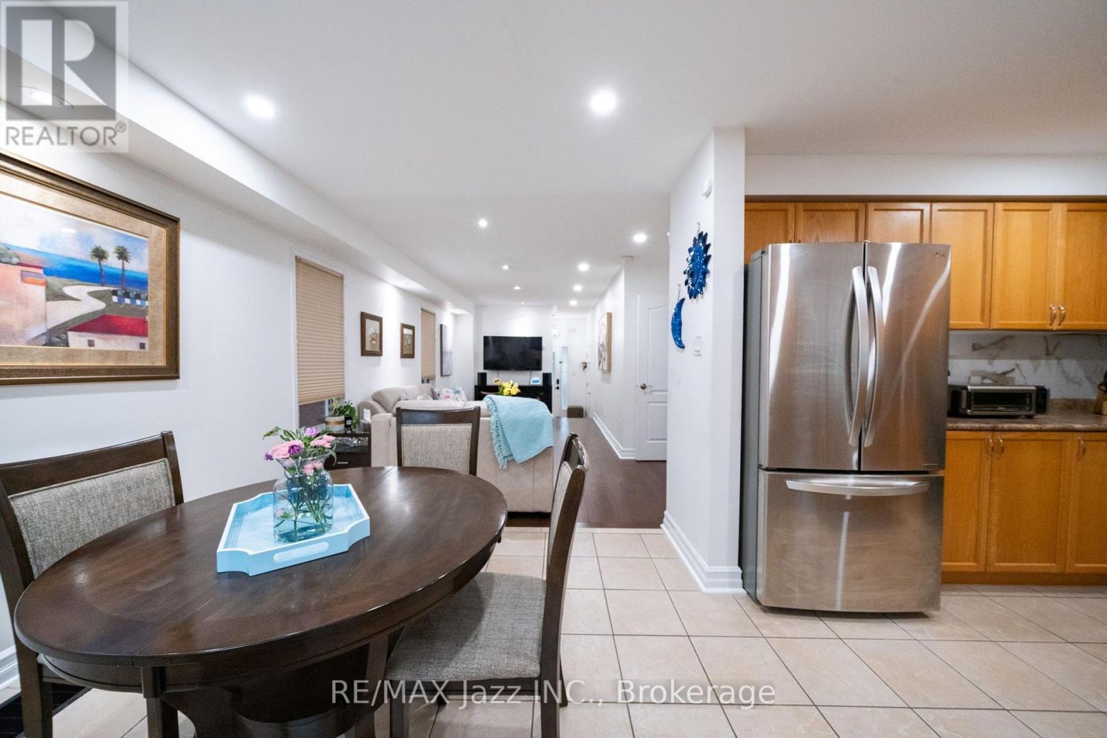 412 REEVES WAY BOULEVARD - 20