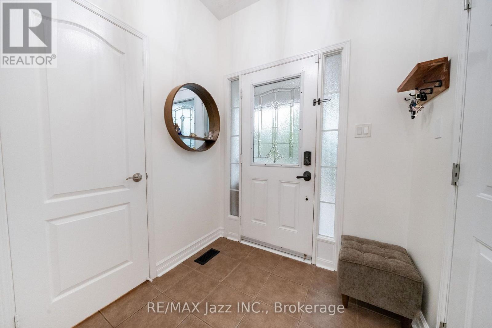 412 REEVES WAY BOULEVARD - 8