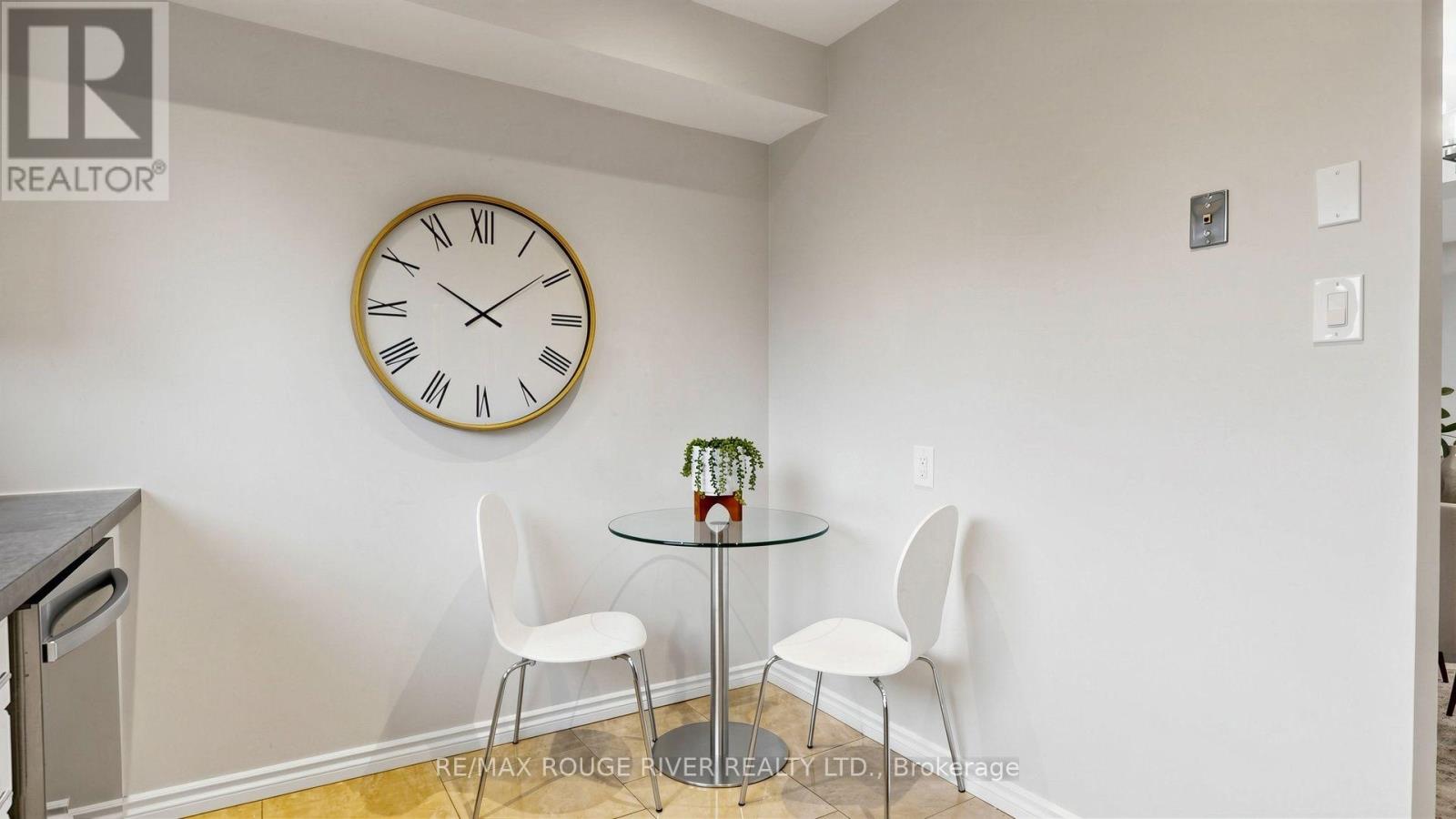 #55 121 CENTENNIAL ROAD - Image 13