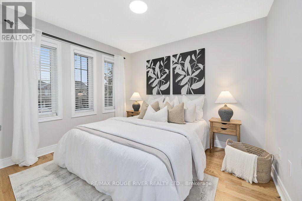 176 BATHGATE CRESCENT - 14