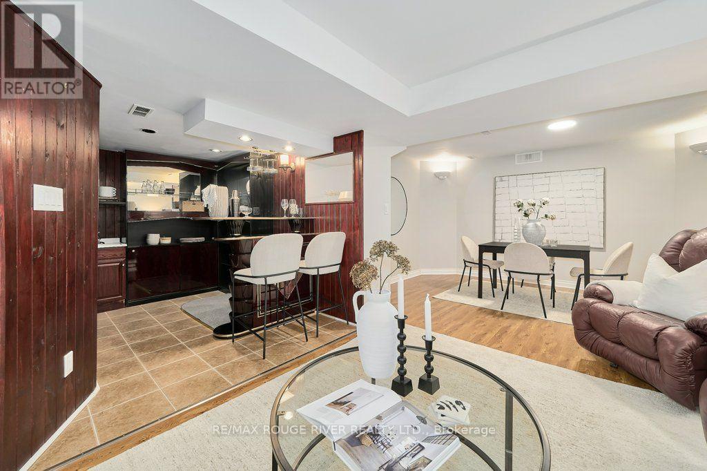 176 BATHGATE CRESCENT - 24